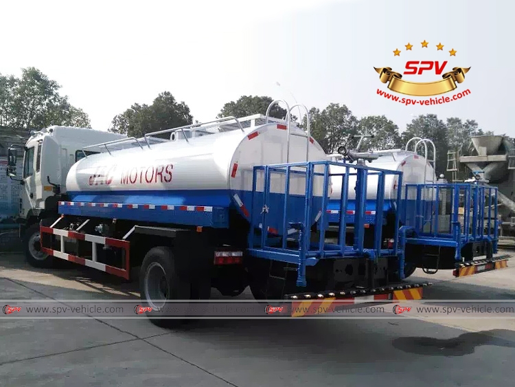 10,000 litres JAC water truck - LB